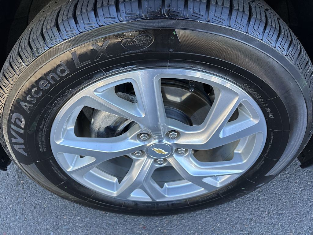 Thumbnail: 2018 Chevrolet Equinox - 4