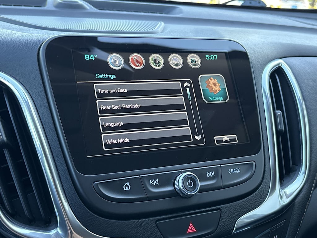 Thumbnail: 2018 Chevrolet Equinox - 20