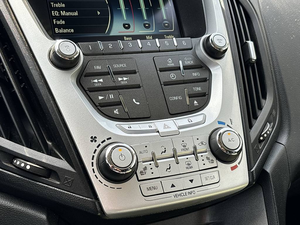 Thumbnail: 2013 Chevrolet Equinox - 20