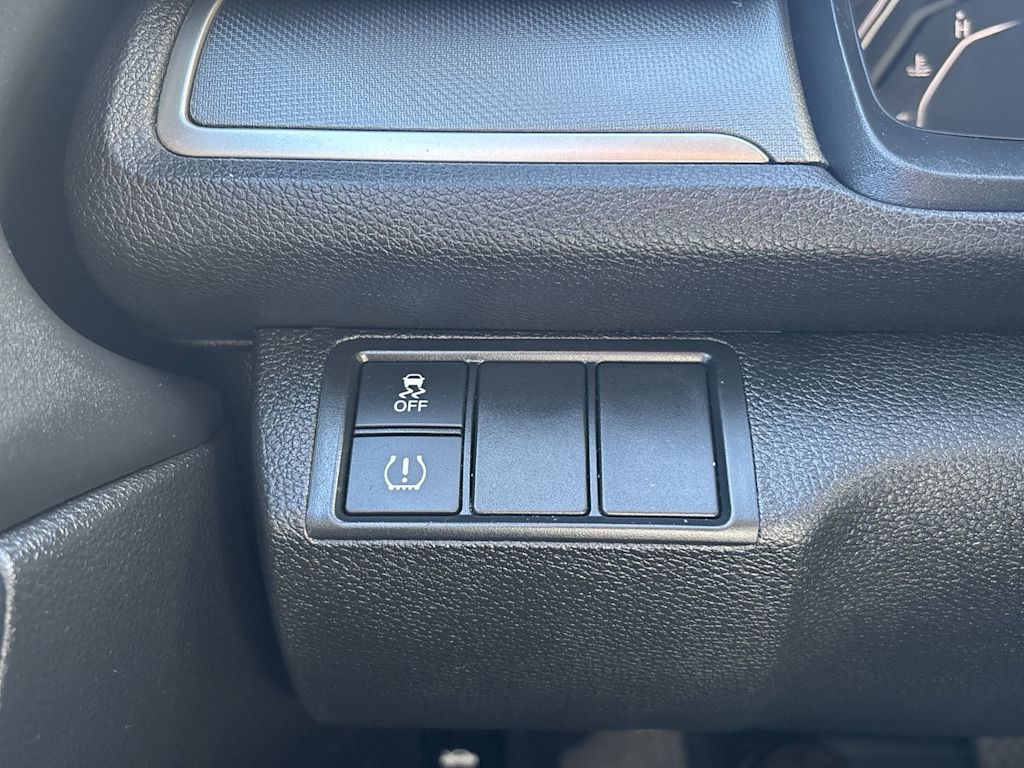 Thumbnail: 2018 Honda Civic - 18
