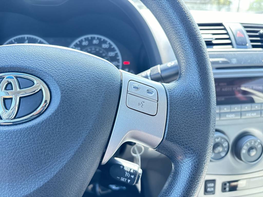 2011 Toyota Corolla LE 20