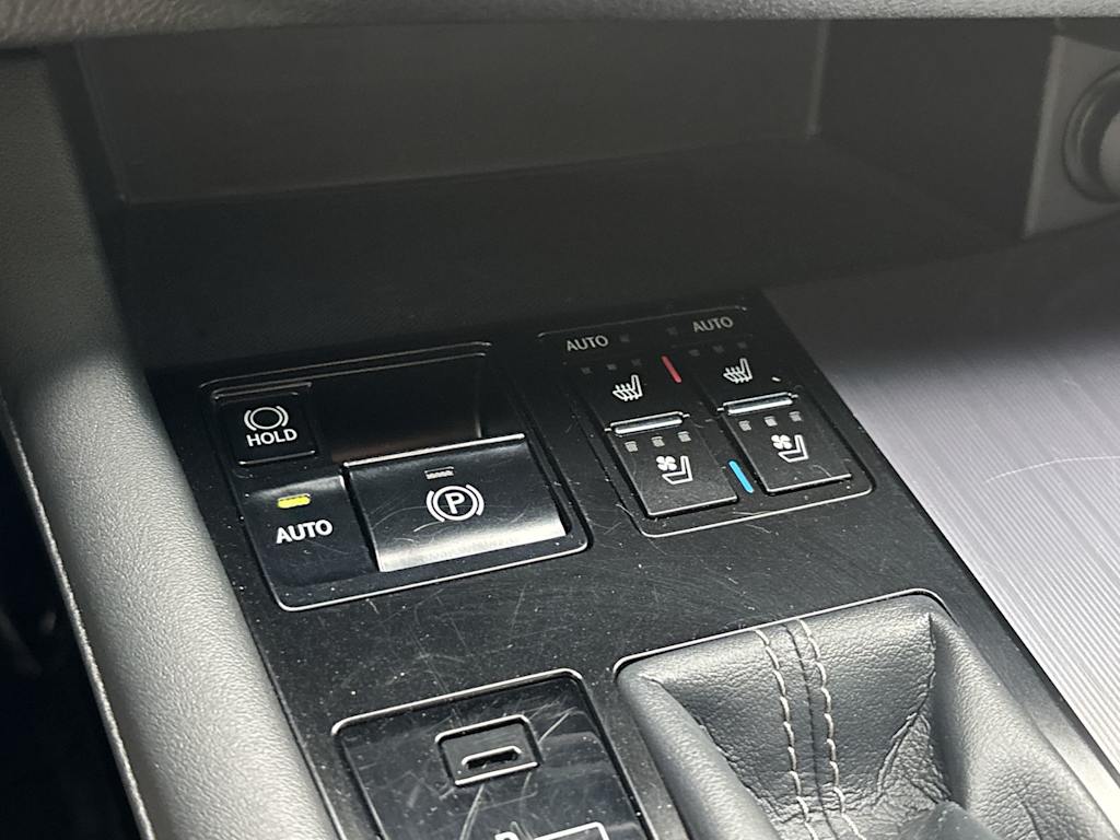 Thumbnail: 2017 Lexus RX - 27