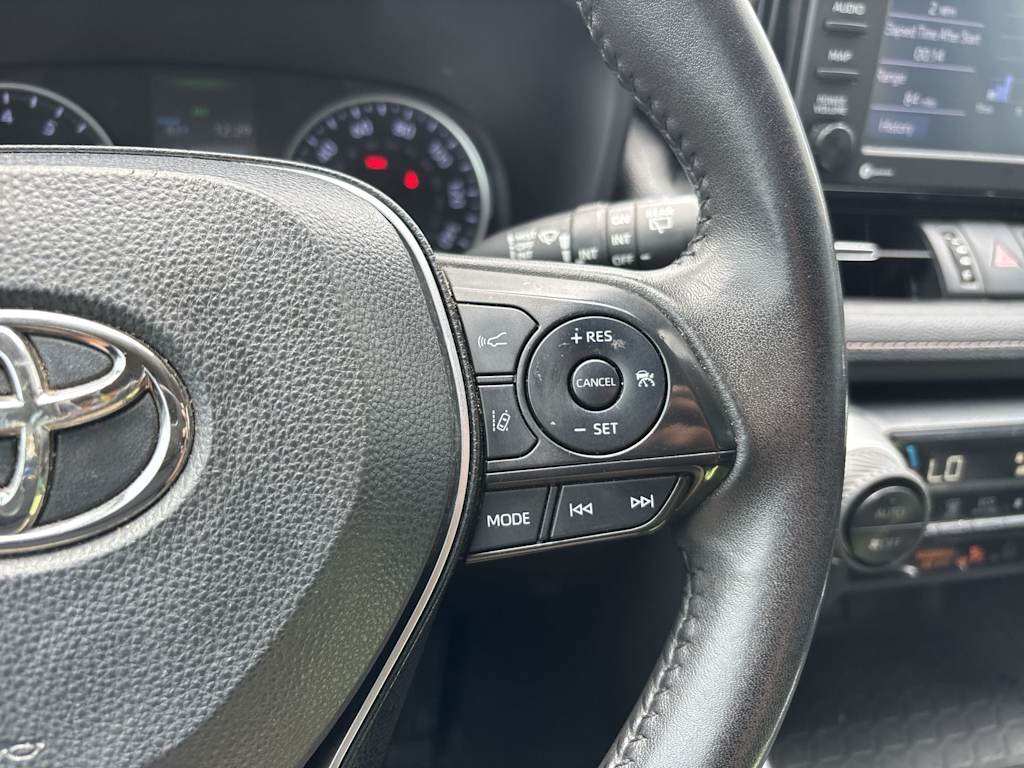 Thumbnail: 2022 Toyota RAV4 - 13