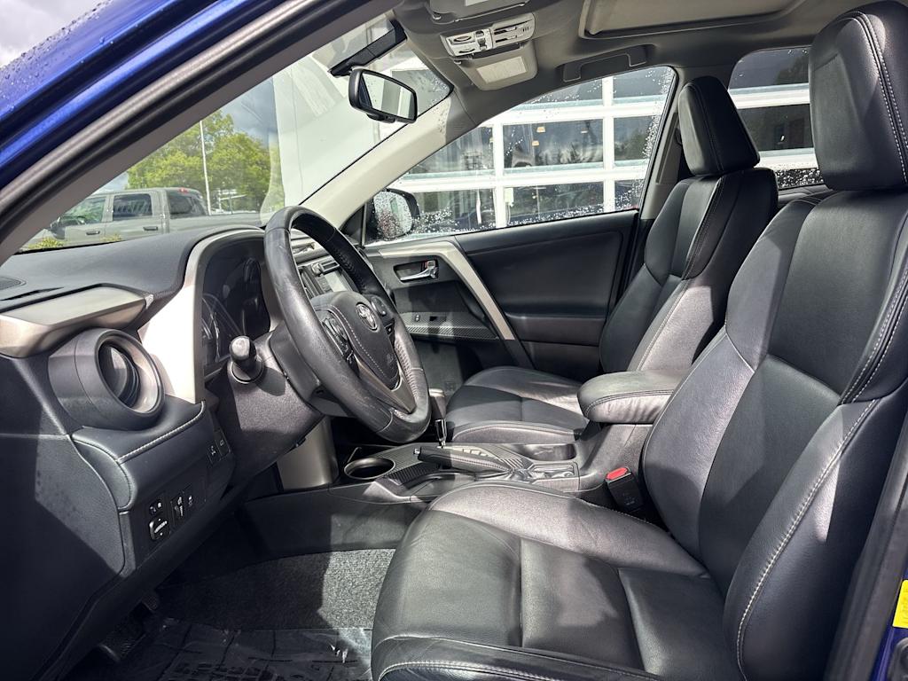 Thumbnail: 2014 Toyota RAV4 - 5