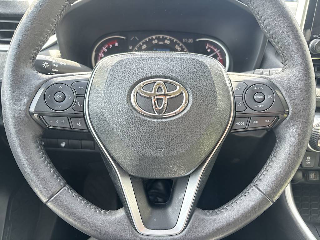 Thumbnail: 2023 Toyota RAV4 - 20