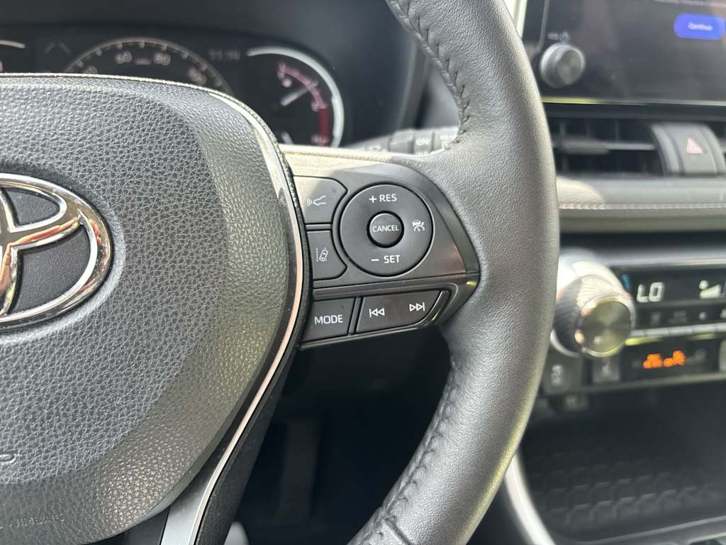 Thumbnail: 2023 Toyota RAV4 - 12