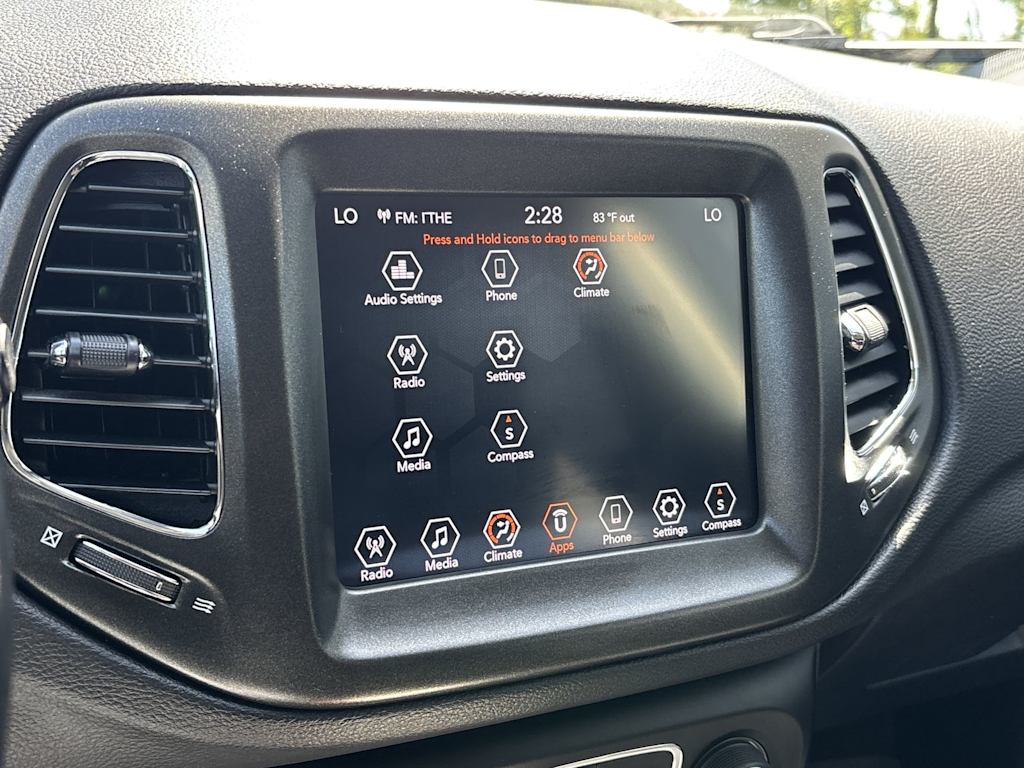 Thumbnail: 2019 Jeep Compass - 18