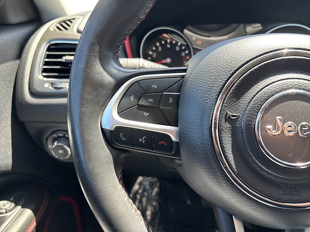 Thumbnail: 2019 Jeep Compass - 14