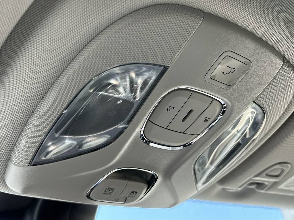 Thumbnail: 2022 Jeep Compass - 25