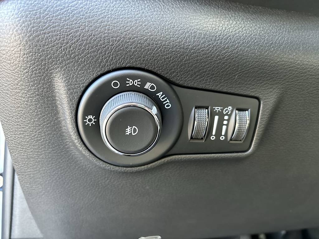 Thumbnail: 2026 Jeep Compass - 13