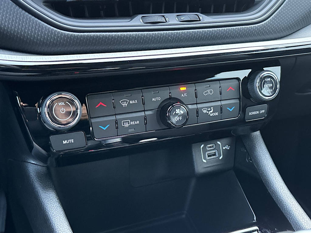 Thumbnail: 2026 Jeep Compass - 25