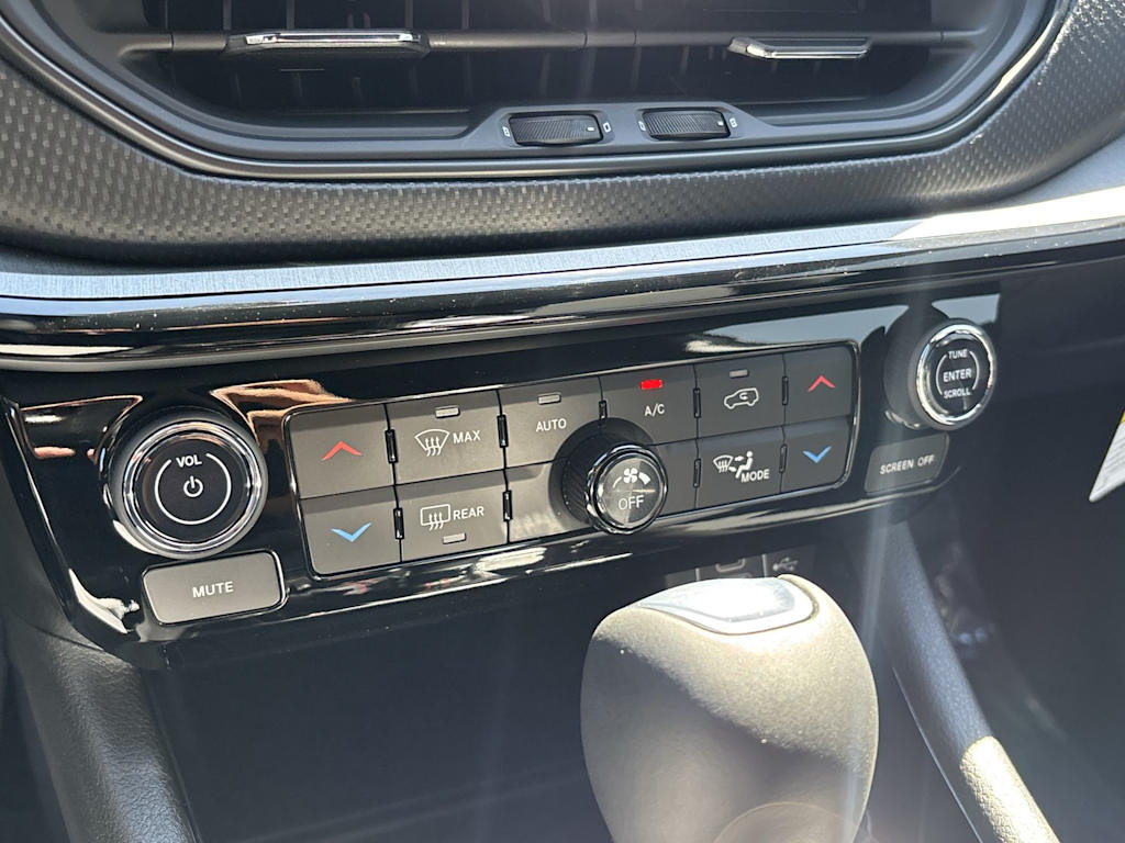 Thumbnail: 2026 Jeep Compass - 20