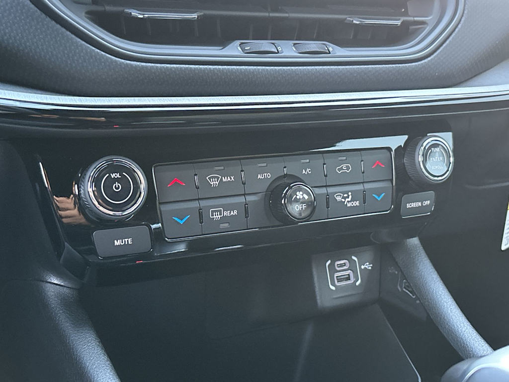 Thumbnail: 2026 Jeep Compass - 22