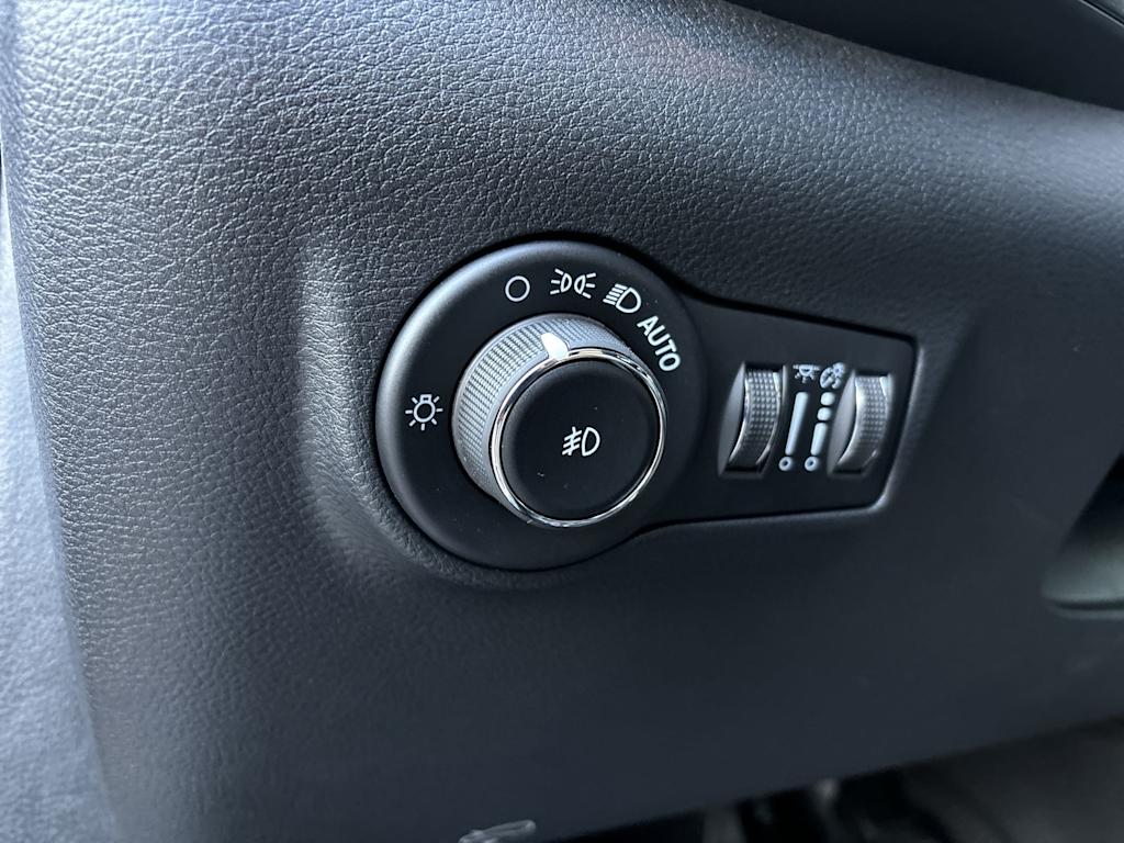 Thumbnail: 2026 Jeep Compass - 13