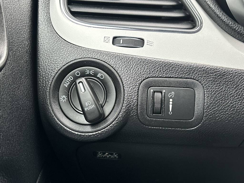 Thumbnail: 2019 Dodge Journey - 13