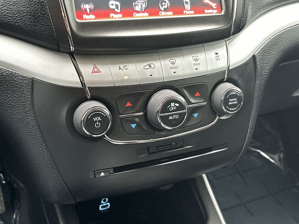 Thumbnail: 2019 Dodge Journey - 23