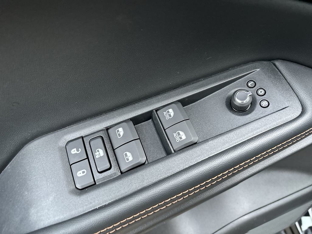Thumbnail: 2026 Jeep Cherokee - 12