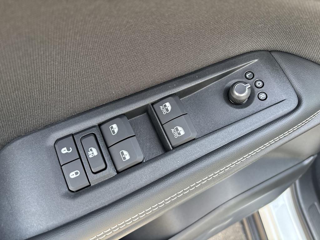 Thumbnail: 2026 Jeep Cherokee - 12