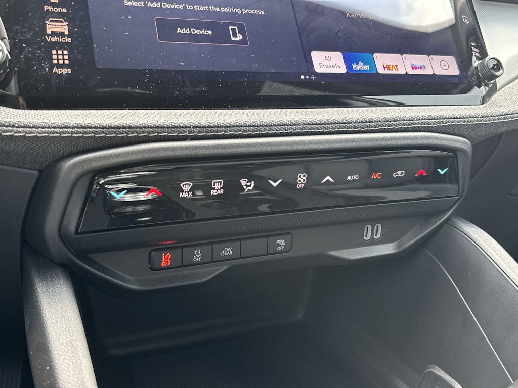 Thumbnail: 2026 Jeep Cherokee - 22