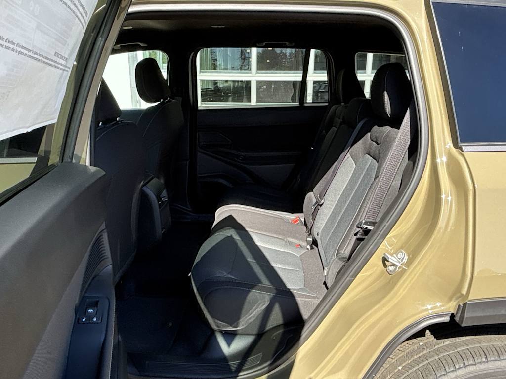 Thumbnail: 2026 Jeep Cherokee - 16