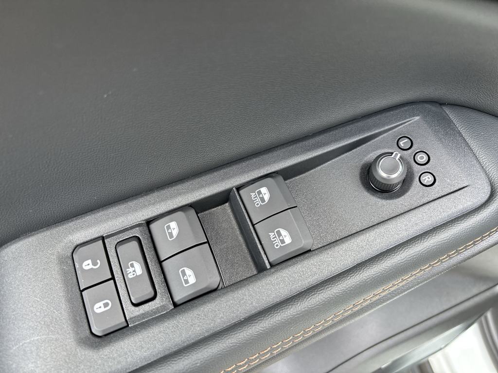 Thumbnail: 2026 Jeep Cherokee - 14