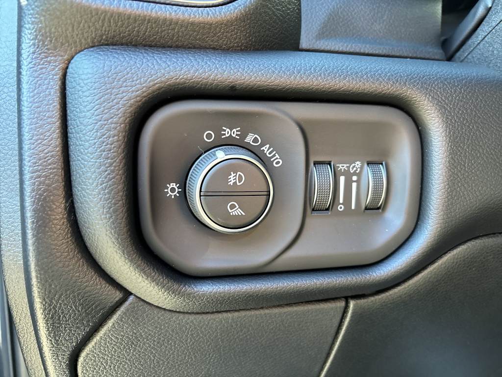 Thumbnail: 2026 RAM 3500 - 12