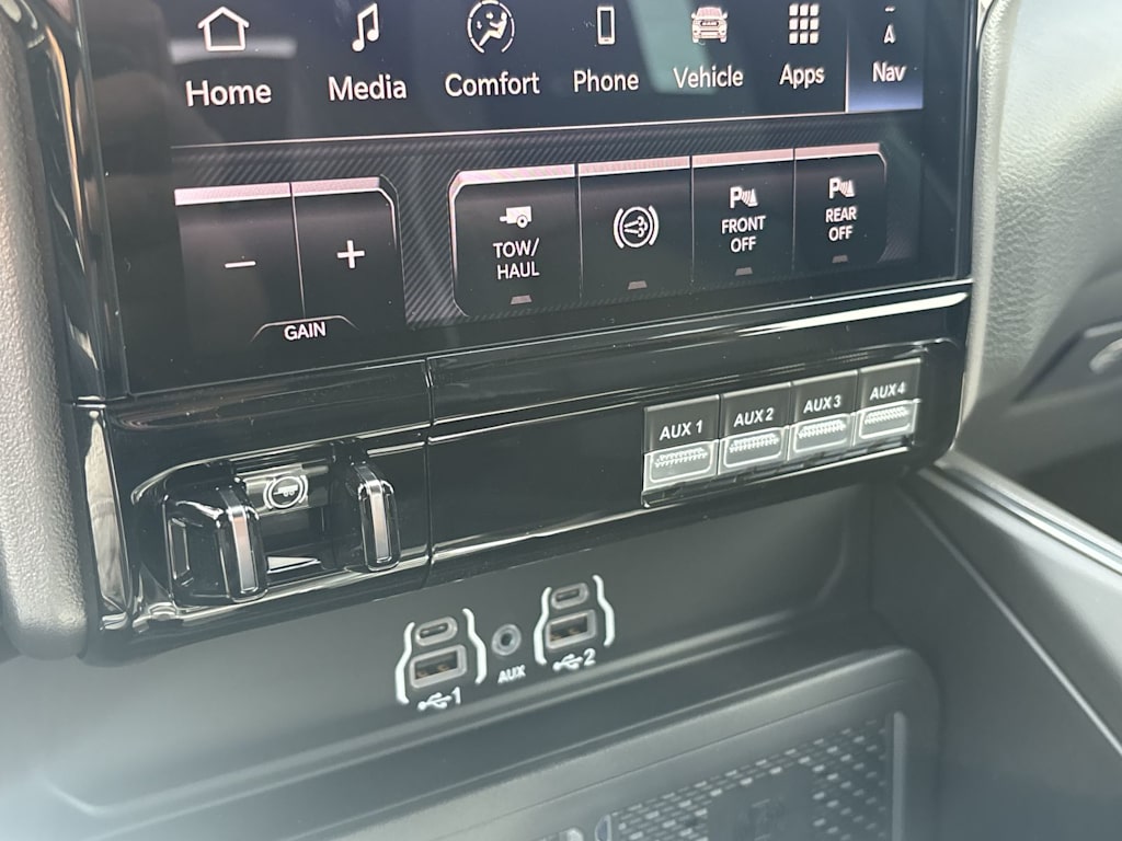 Thumbnail: 2026 RAM 3500 - 26