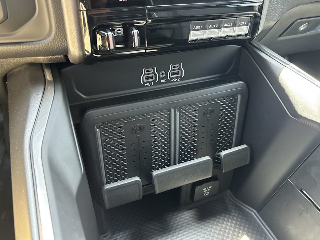 Thumbnail: 2026 RAM 3500 - 23