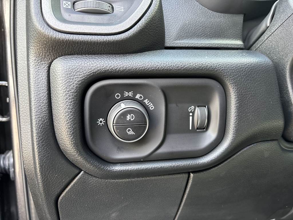 Thumbnail: 2026 RAM 2500 - 14