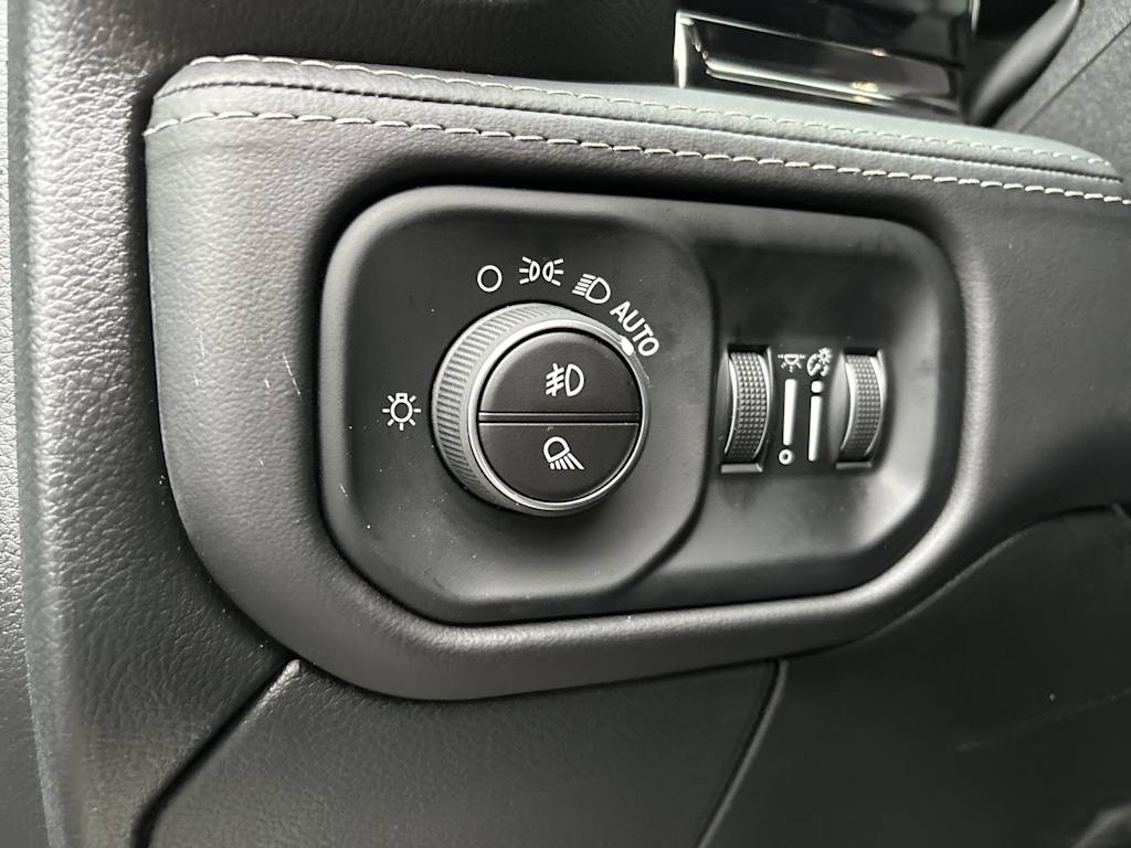 Thumbnail: 2026 RAM 2500 - 14