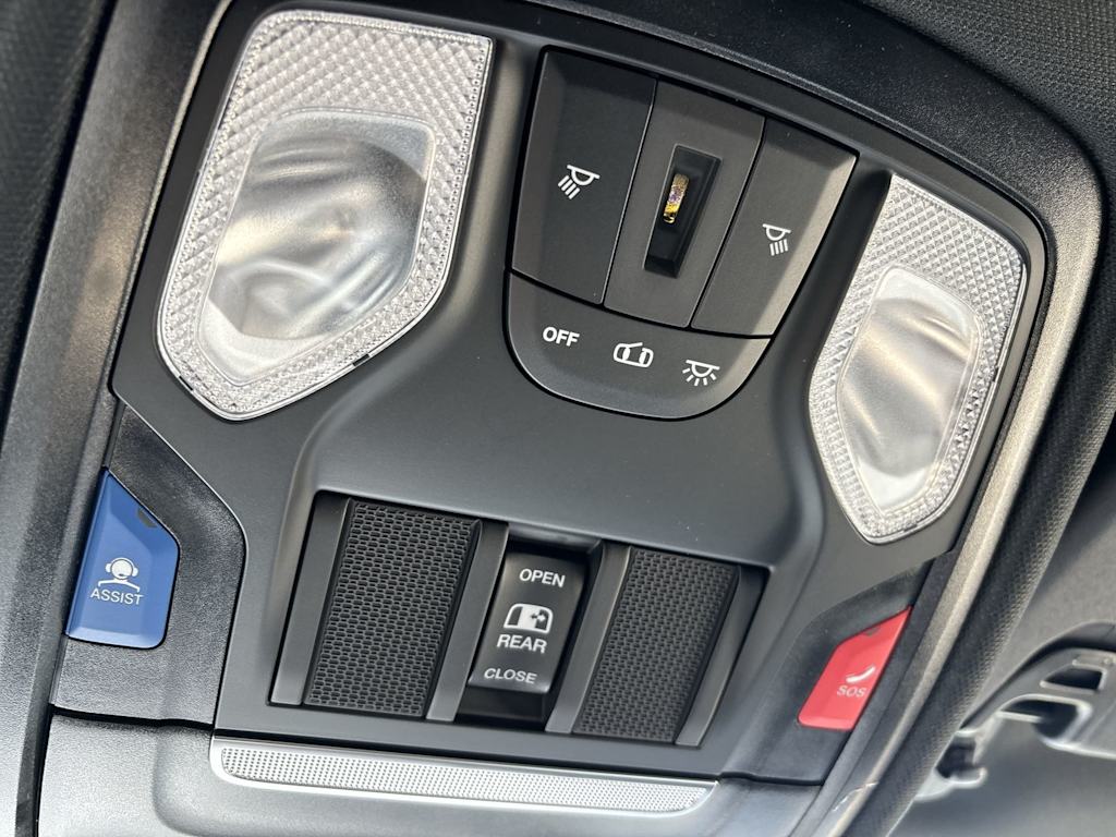 Thumbnail: 2026 RAM 1500 - 25