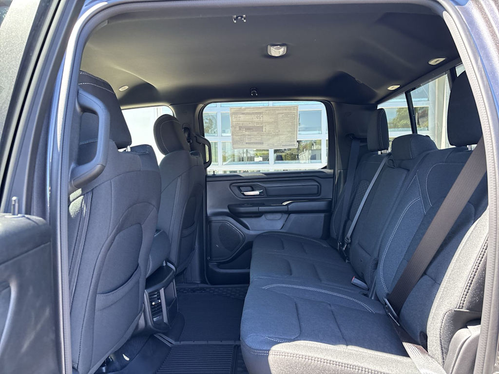 Thumbnail: 2026 RAM 1500 - 9