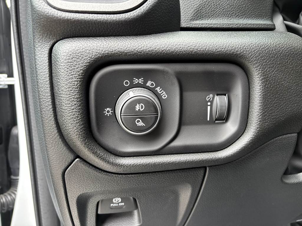 Thumbnail: 2026 RAM 1500 - 12