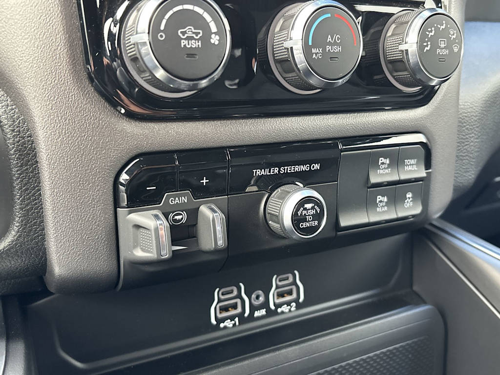 Thumbnail: 2026 RAM 1500 - 20