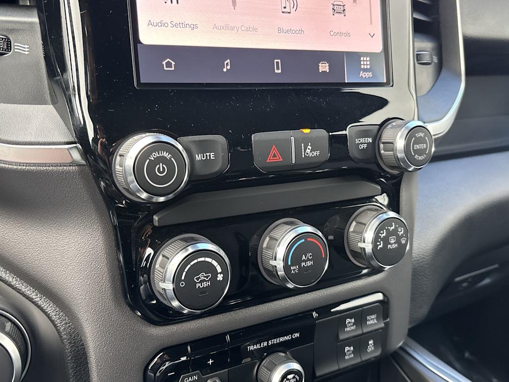 Thumbnail: 2026 RAM 1500 - 19