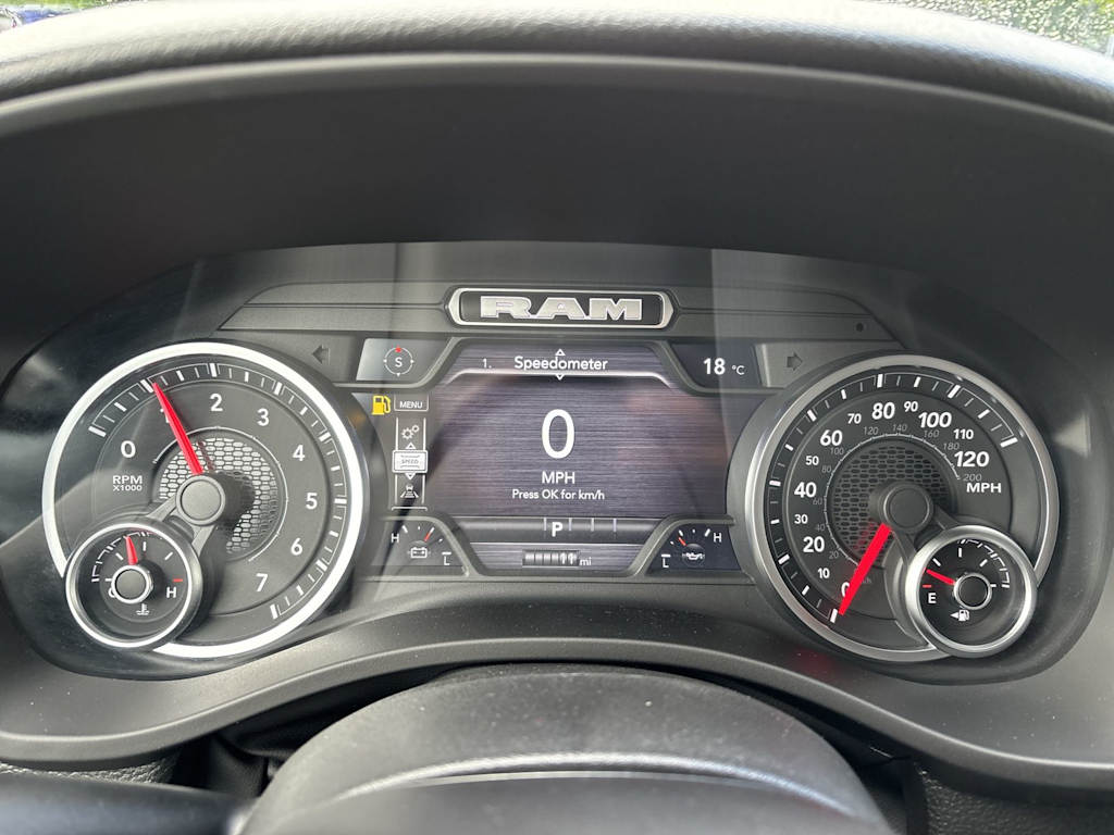 Thumbnail: 2026 RAM 1500 - 9