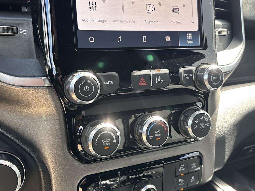 Thumbnail: 2026 RAM 1500 - 20