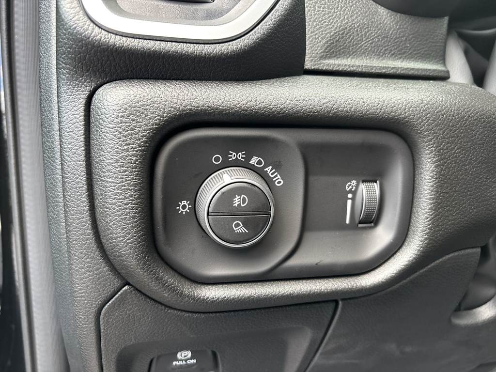 Thumbnail: 2026 RAM 1500 - 12
