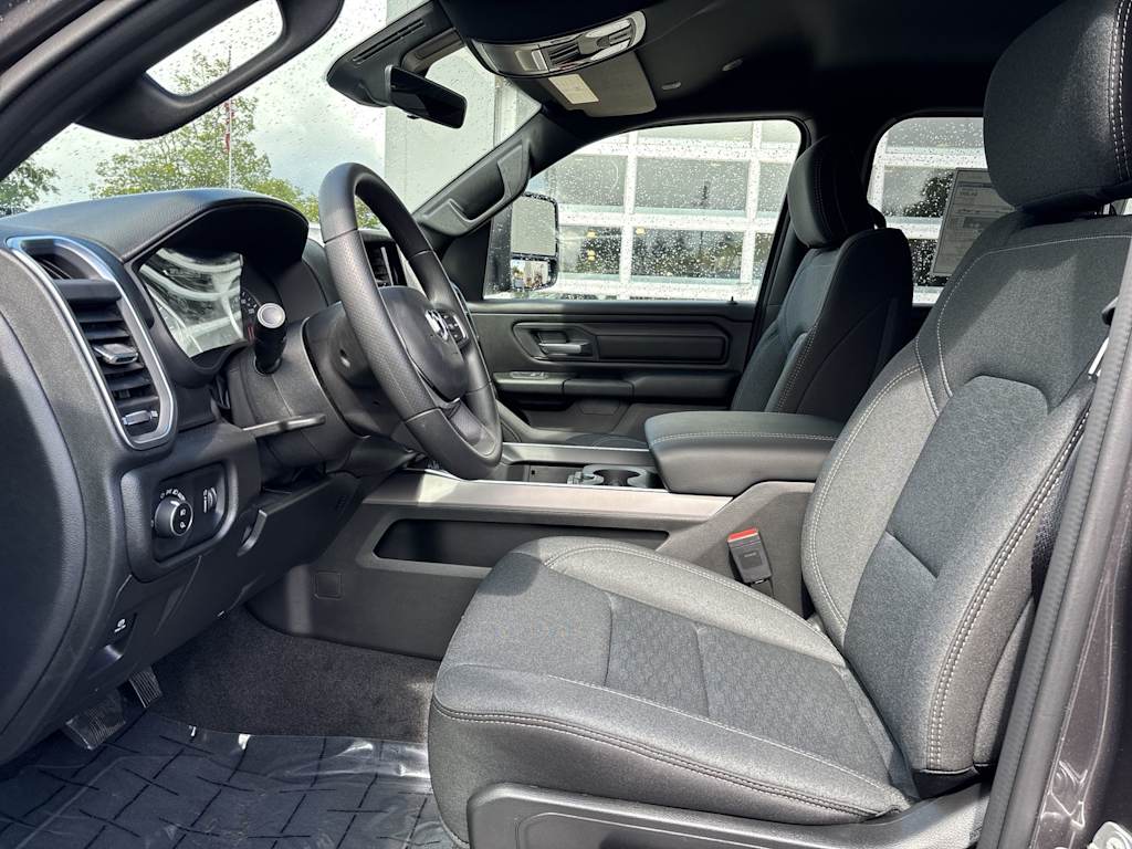 Thumbnail: 2026 RAM 1500 - 6