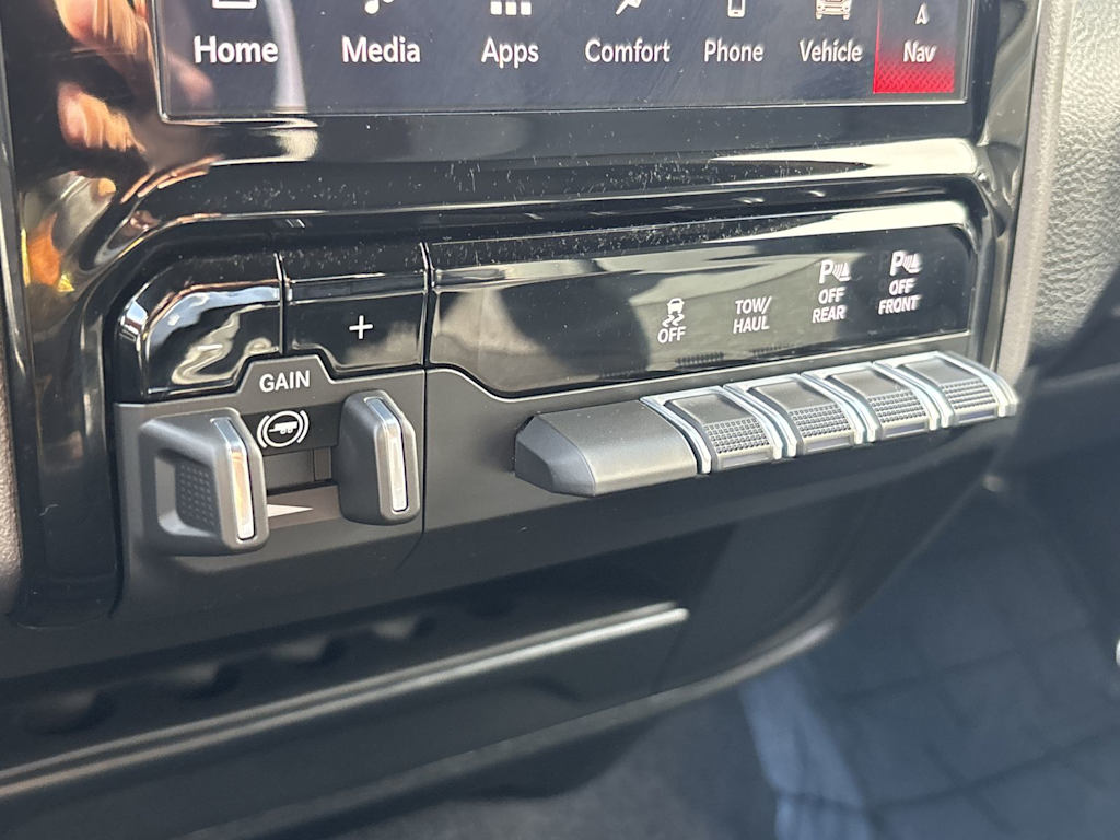 Thumbnail: 2026 RAM 2500 - 26