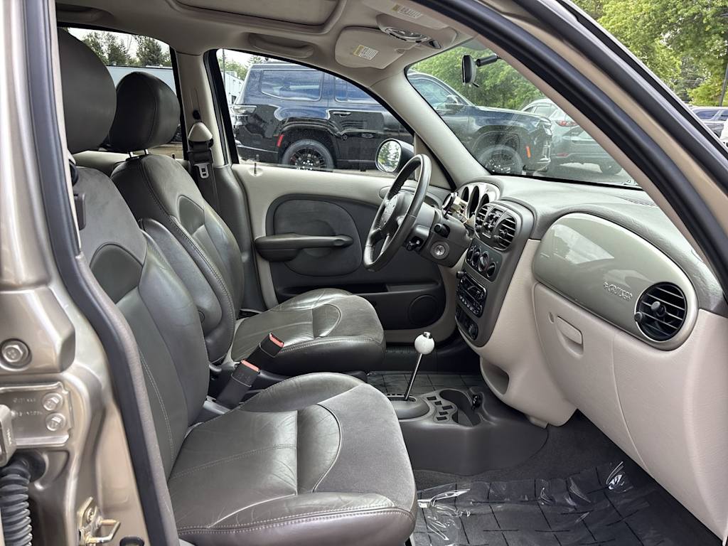 Thumbnail: 2004 Chrysler PT Cruiser - 7