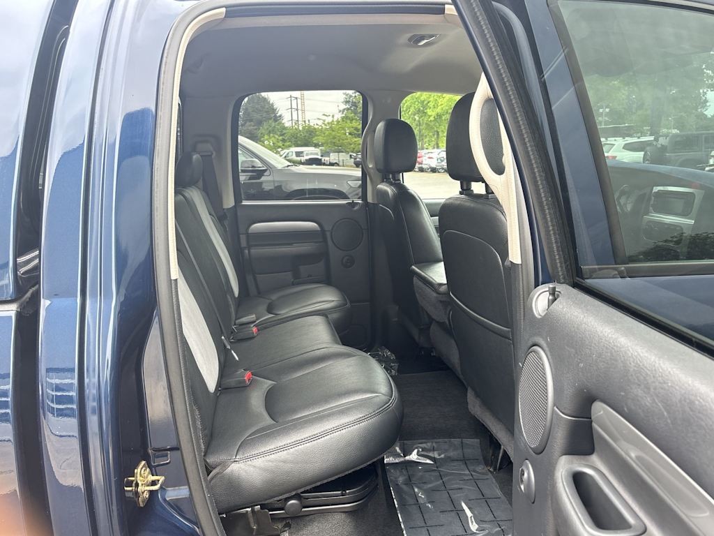 Thumbnail: 2004 Dodge Ram 3500 - 8
