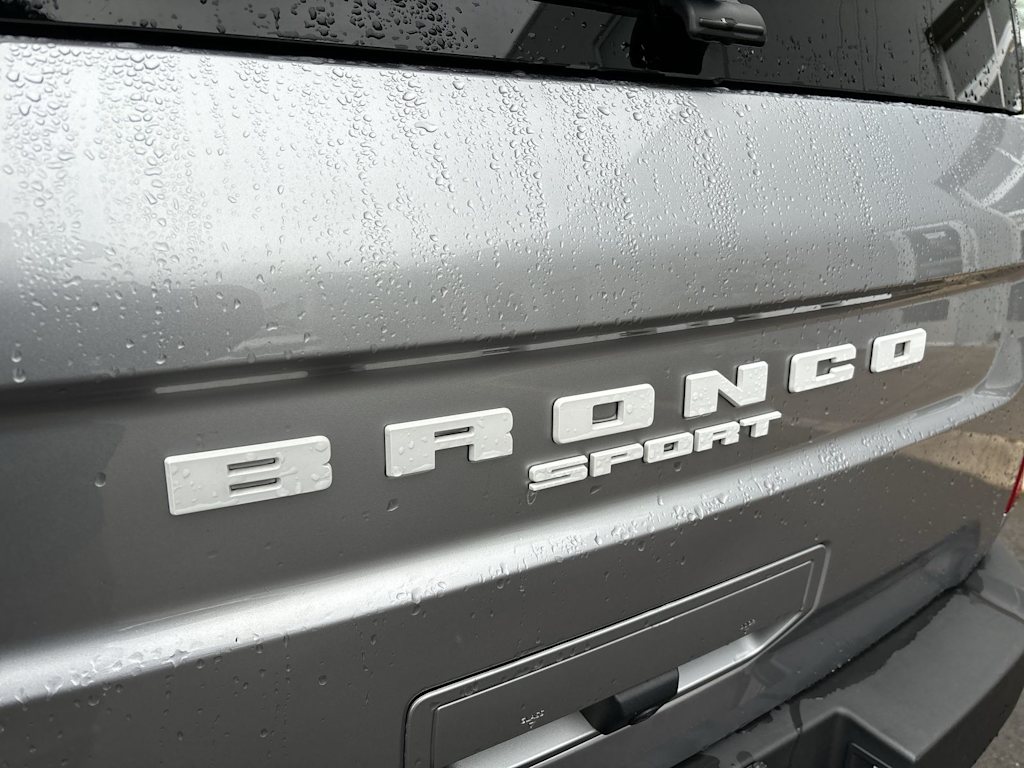 2023 Ford Bronco Sport Outer Banks 4