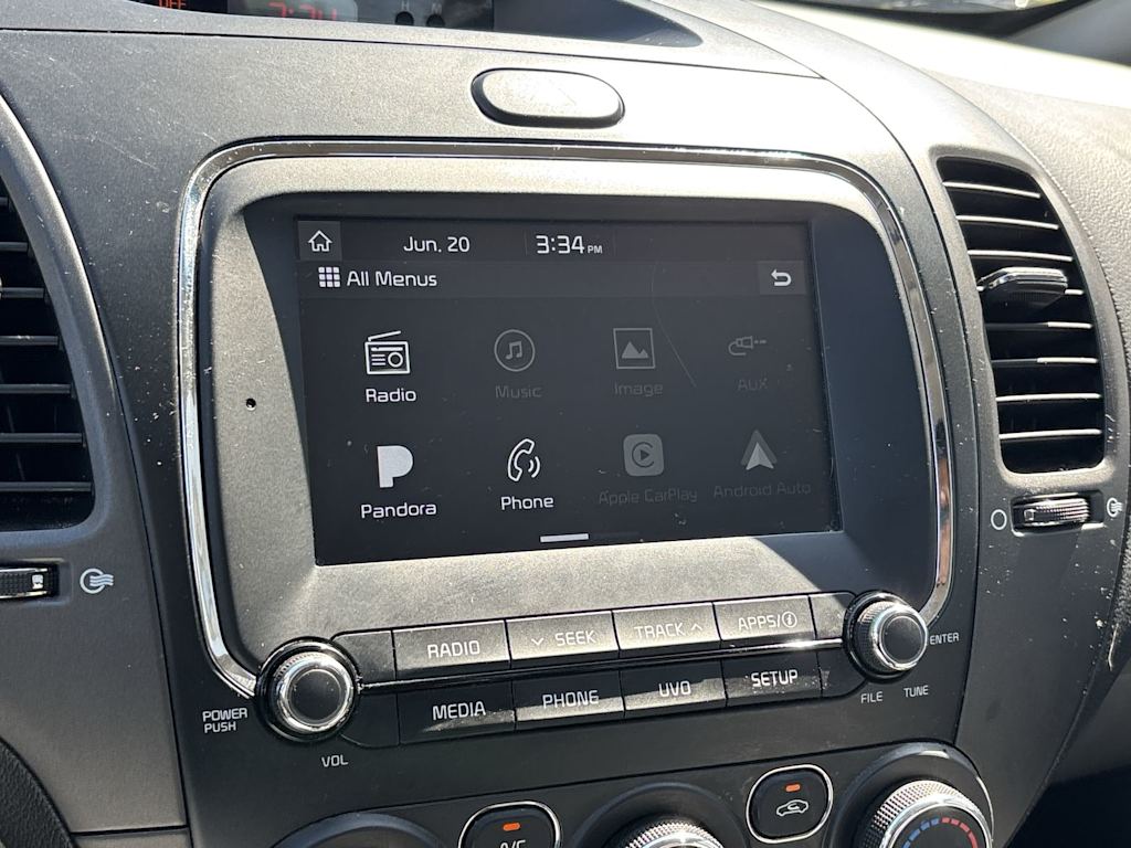 Thumbnail: 2018 Kia Forte - 15