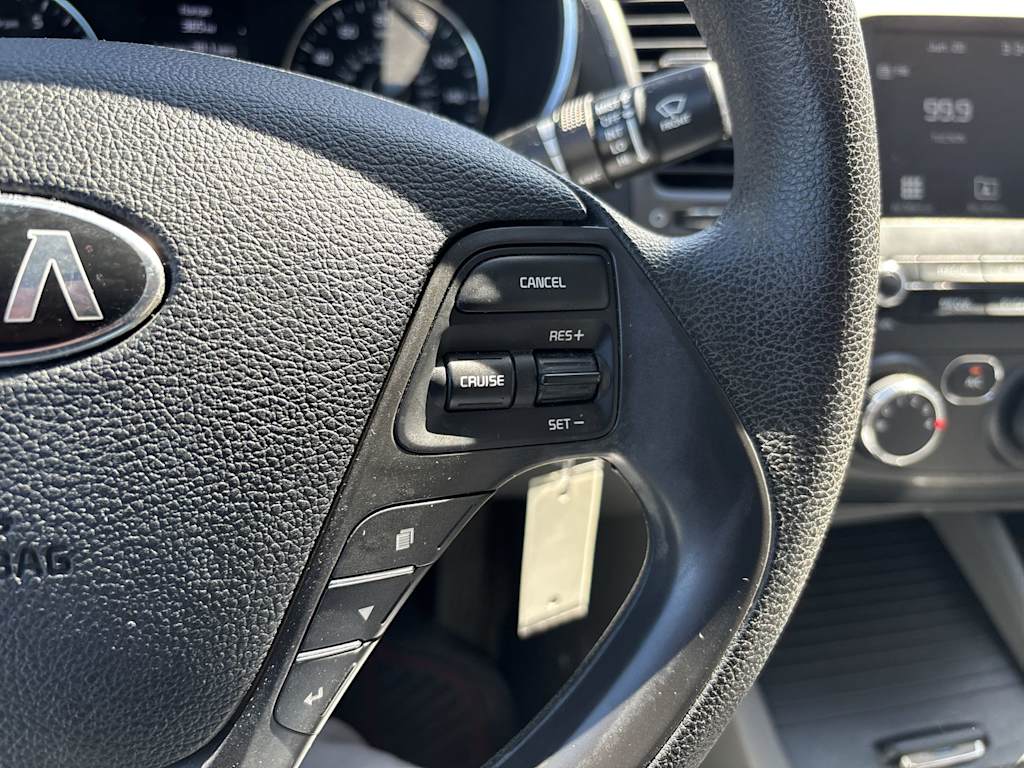Thumbnail: 2018 Kia Forte - 13