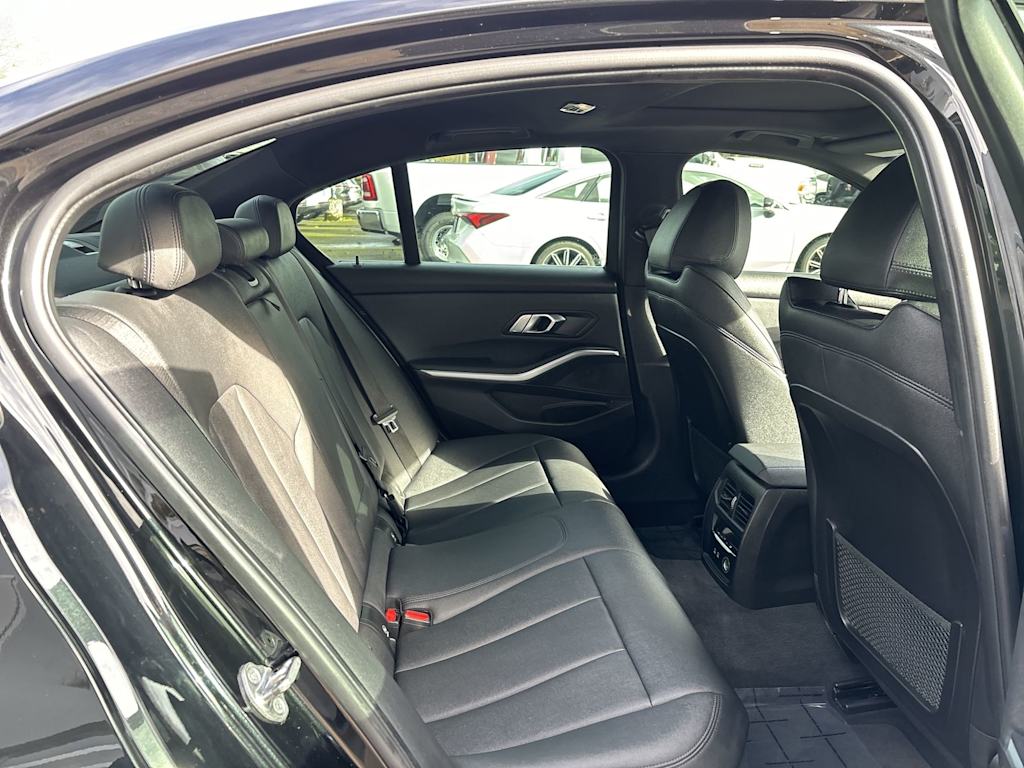 2020 BMW 3 Series 330xi 6