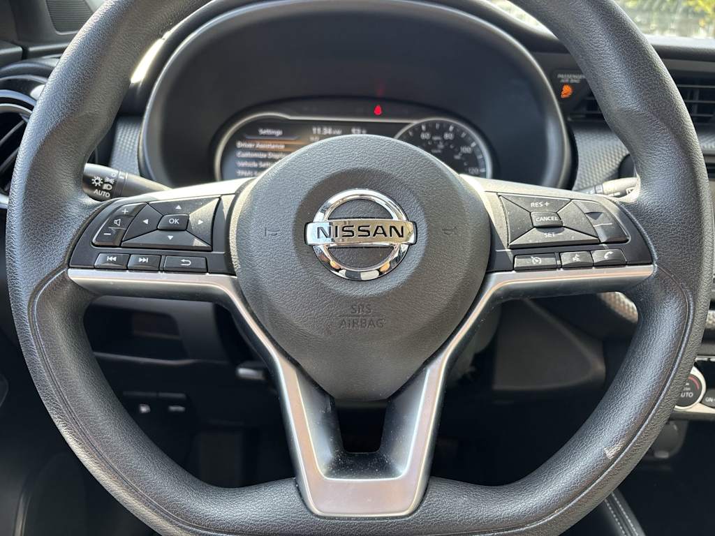 Thumbnail: 2019 Nissan Kicks - 2