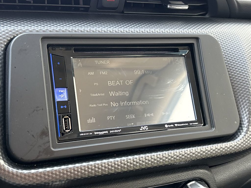 Thumbnail: 2019 Nissan Kicks - 6