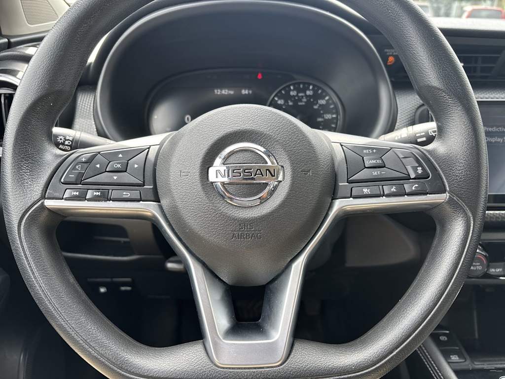 Thumbnail: 2021 Nissan Kicks - 6