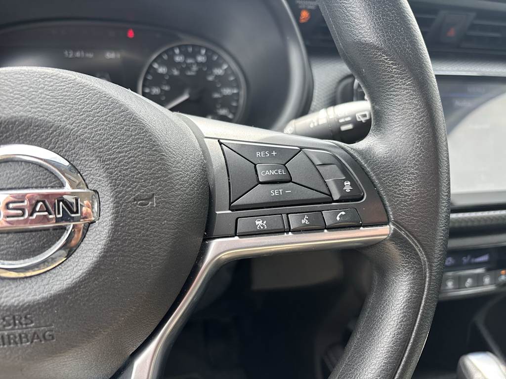 Thumbnail: 2021 Nissan Kicks - 14